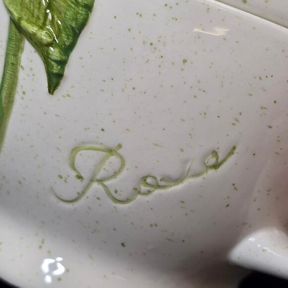 Rose Relief Tea for One Ceramic Teapot Cup Set – Damaged Lid - Picture 5 of 11